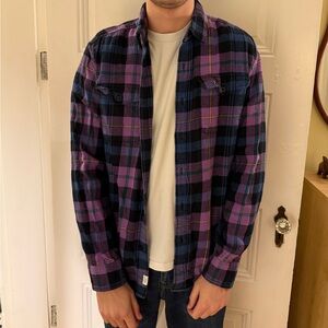 American Eagle Men’s Purple and Black Flannel